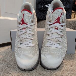 Jordan Zion 3 Athletic Shoes - White & University Red, Vapor